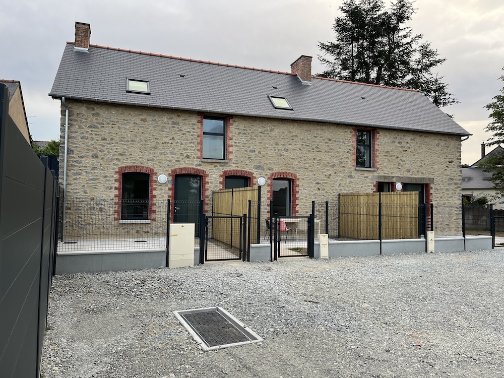 RENOVATION D&rsquo;UNE LONGERE EN 3 LOGEMENTS – TAILLIS